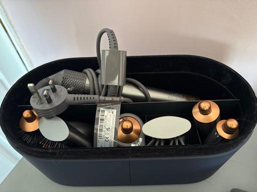 Buy & Sell Merseyside Liverpool - Photos for Dyson air wrap