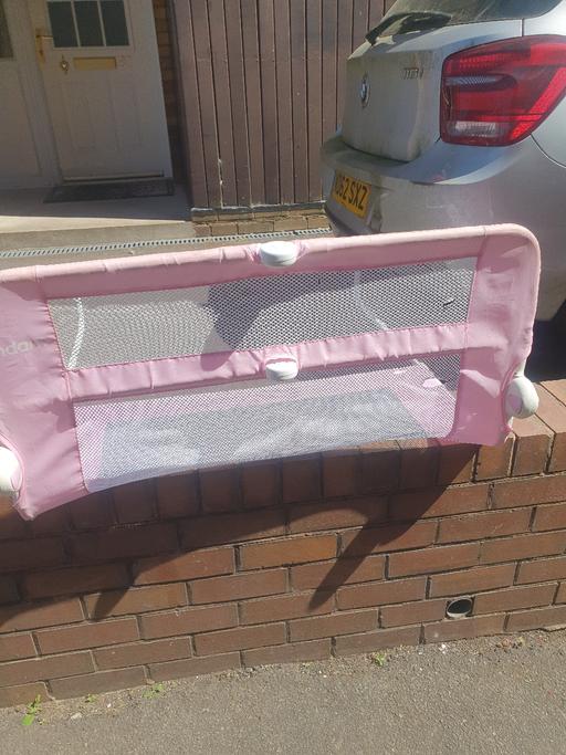 Buy & Sell West Midlands Dudley - Photos for Lindam Pink Bed Guard , Safe & Very Useful