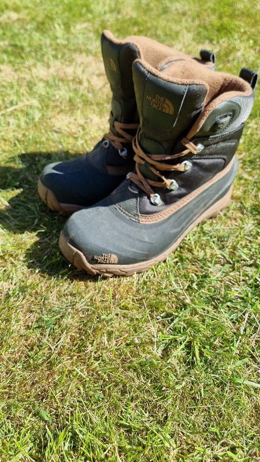 Buy & Sell West Midlands Solihull - Photos for Mens North Face hiking boots UK 10