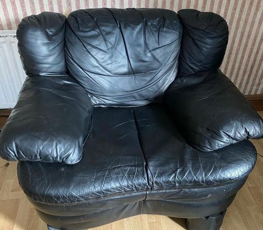 Buy & Sell North West London Temple Fortune - North West London - Photos for One-Seater Black Leather Armchair (FREE)