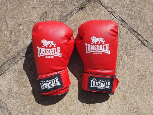 Buy & Sell South Yorkshire Doncaster - Photos for Lonsdale push bag gloves