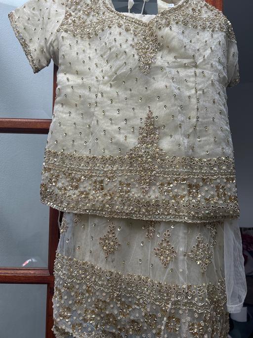 Buy & Sell Walthamstow East London - Photos for Occasion Gold dress