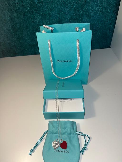 Buy & Sell North West London Stonebridge - North West London - Photos for Tiffany Red Double Heart Tag Pendant