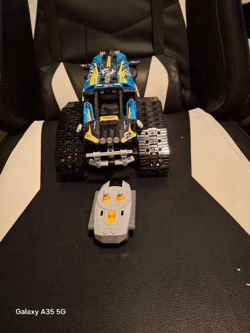 Buy & Sell Moxley Walsall - Photos for LEGO Technic Remote-Controlled Stunt