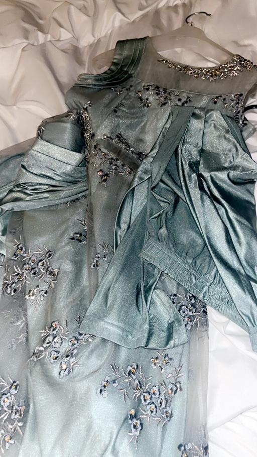 Buy & Sell West Midlands Birmingham - Photos for Beautiful wedding dress age 10-11 years old