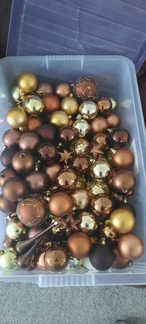 Buy & Sell Merseyside Saint Helens - Photos for large box of gold, bronze, brown baubles
