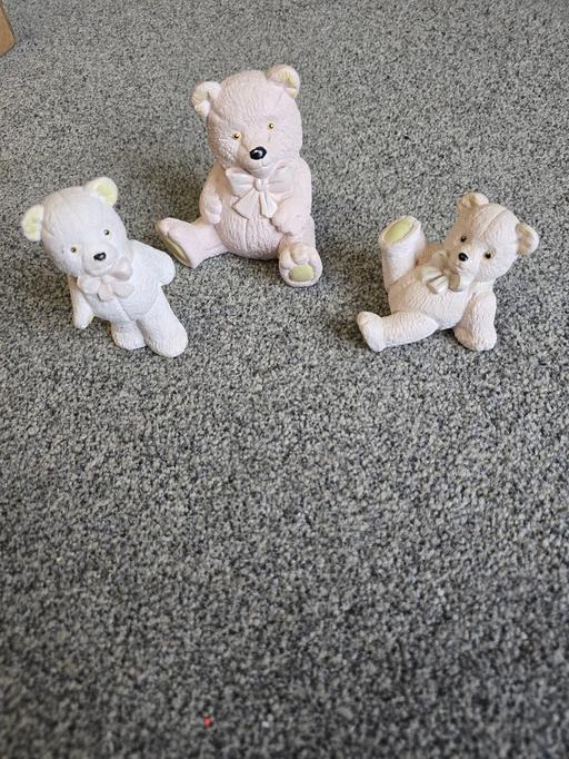 Buy & Sell West Midlands Sandwell - Photos for ORNAMENTS crock pink heavy 🧸 teddies
