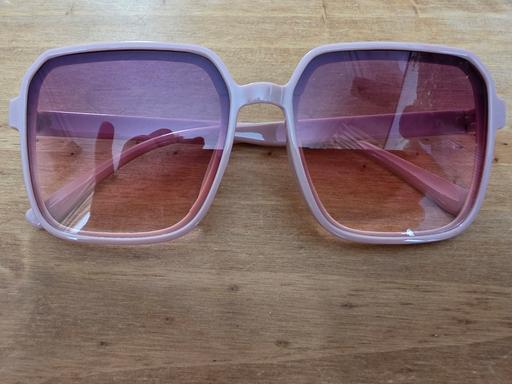 Buy & Sell Lancashire Blackpool - Photos for Ladies sunglasses NEW