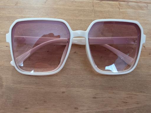 Buy & Sell Lancashire Blackpool - Photos for Ladies sunglasses NEW