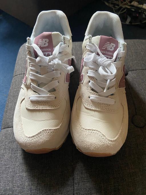 Buy & Sell South Yorkshire Doncaster - Photos for New Balance 574 Women’s Trainer