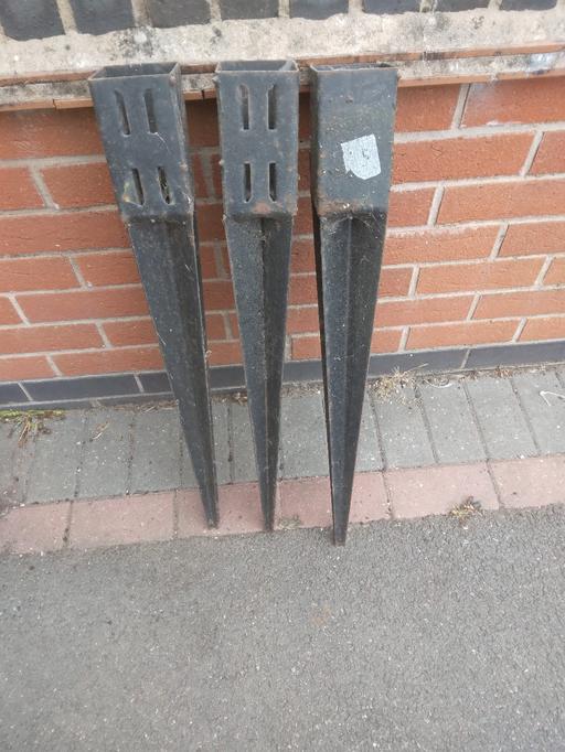 Buy & Sell West Midlands Dudley - Photos for Fencing posts stakes