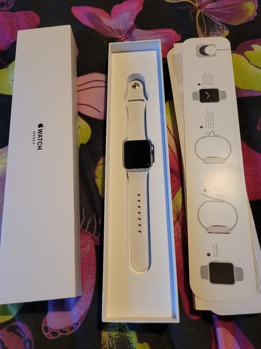 Buy & Sell Shropshire Telford and Wrekin - Photos for Apple watch series 3, £50