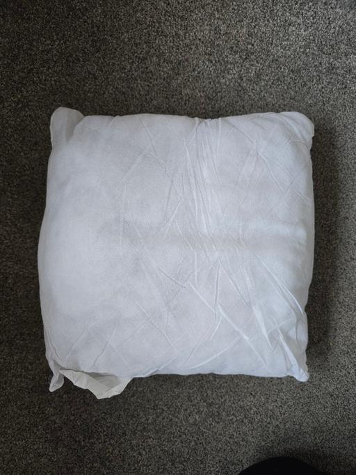 Buy & Sell West Midlands Sandwell - Photos for small square cushion 11