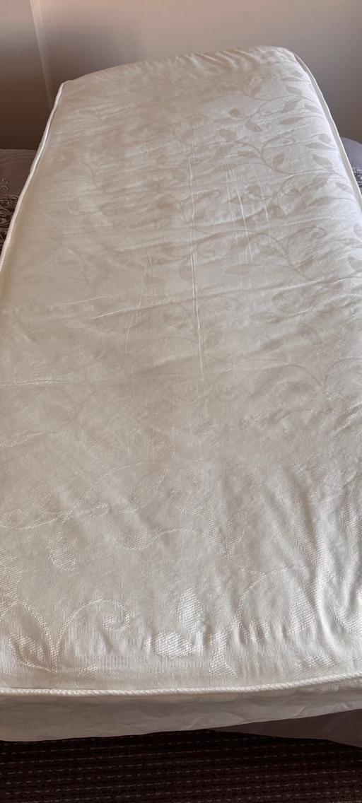 Buy & Sell Hertfordshire Welwyn Hatfield - Photos for Mattress 3ft