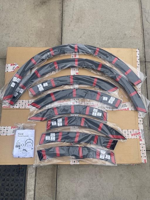 Vehicles Staffordshire South Staffordshire - Photos for Ford Transit Custom Front arch kit