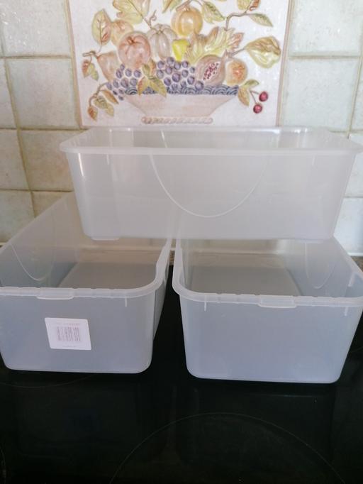 Buy & Sell Derbyshire North East Derbyshire - Photos for 3 x storage containers