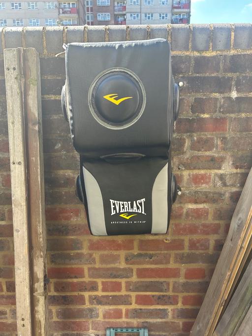 Buy & Sell West London Yeading - West London - Photos for Everlast boxing pad