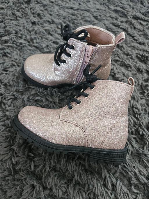 Buy & Sell Weston Point Halton - Photos for Size 6 infant MATALAN sparkly boots