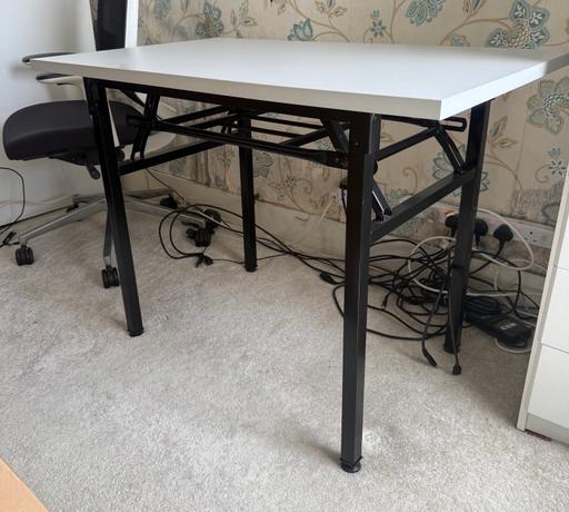 Buy & Sell North West London Lisson Grove - North West London - Photos for Folding table/desk