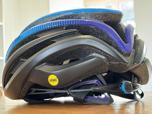 Buy & Sell West London Hounslow - Photos for Giro Mips Bike Helmet - Medium/55cm