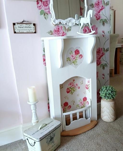 Buy & Sell West Midlands Dudley - Photos for SHABBY CHIC SMALL FIREPLACE