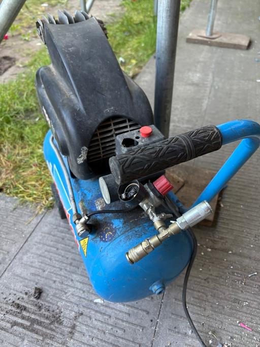 Vehicles West Midlands Dudley - Photos for Air Compressor