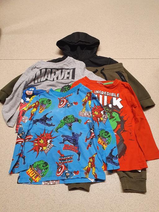 Buy & Sell North West London Harrow on the Hill - North West London - Photos for Marvel boys long sleeves ts, tracksuit/hoodie