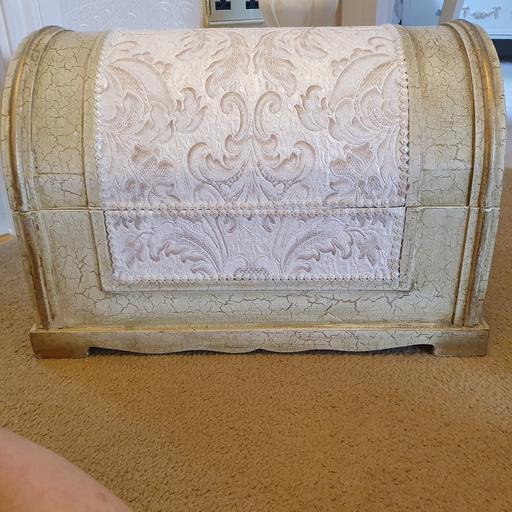 Buy & Sell West Midlands Solihull - Photos for shabby chic storage box
