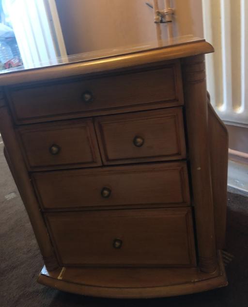 Buy & Sell East London Poplar - East London - Photos for Storage table
