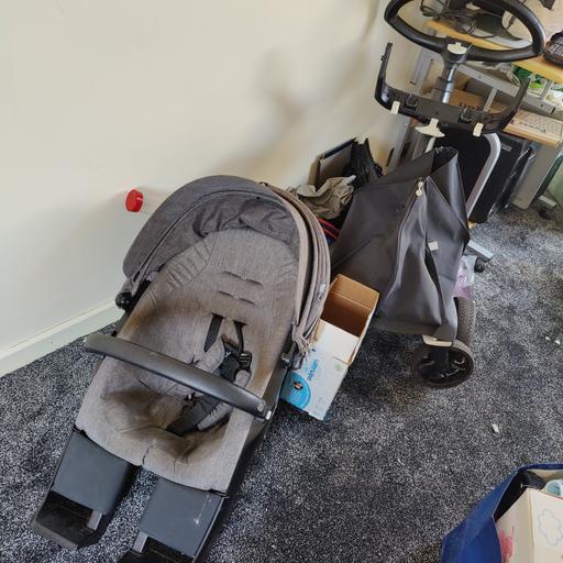Buy & Sell West Midlands Sandwell - Photos for Stoke pushchair bargain with carrycot