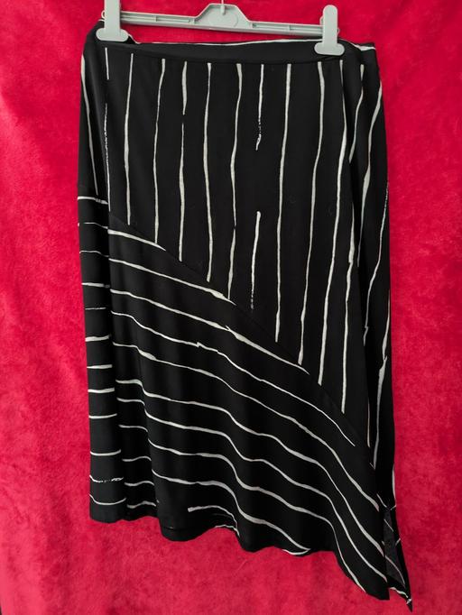 Buy & Sell Isle of Anglesey - Wales Trearddur Bay - Isle of Anglesey - Photos for NEW ASSYMETRICAL SKIRT