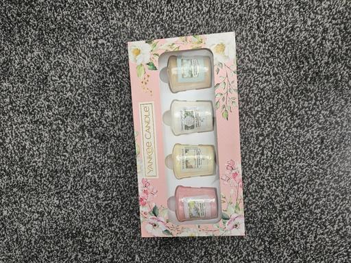 Buy & Sell West Midlands Wolverhampton - Photos for Yankee candle
