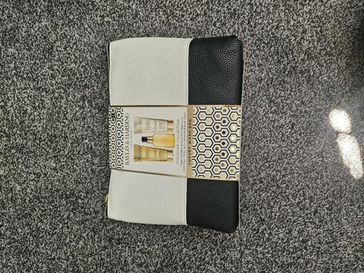 Buy & Sell West Midlands Wolverhampton - Photos for brand new gift set new