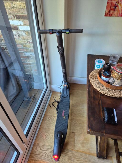 Buy & Sell South West London Merton Park - South West London - Photos for Segway NineBot E22E E scooter nearly new