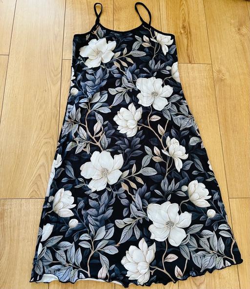 Buy & Sell Tottenham North London - Photos for Women dress