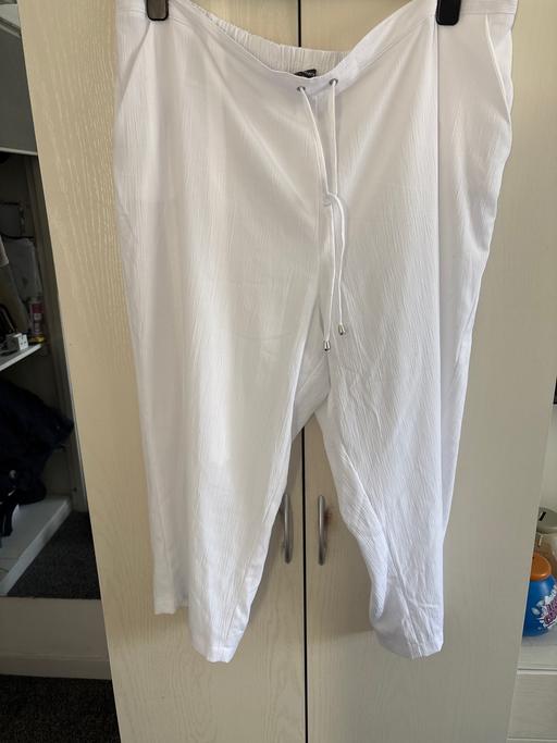Buy & Sell Woodsetton Dudley - Photos for Ladies cropped trousers