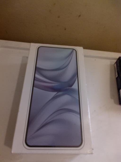 Buy & Sell South East London Woolwich - South East London - Photos for mobile phone and charger