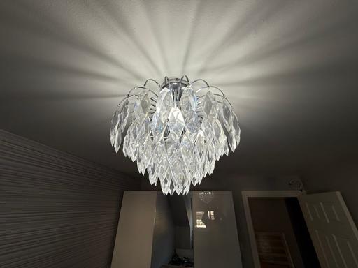 Buy & Sell Falkirk Dennyloanhead - Falkirk - Photos for Acrylic Chandelier
