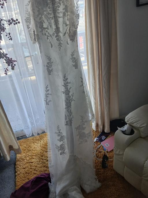 Buy & Sell Langley Eastbourne - Photos for Wedding Dress Brand new with tags,