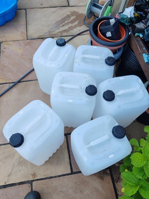 Buy & Sell Staffordshire South Staffordshire - Photos for 25 litre containers