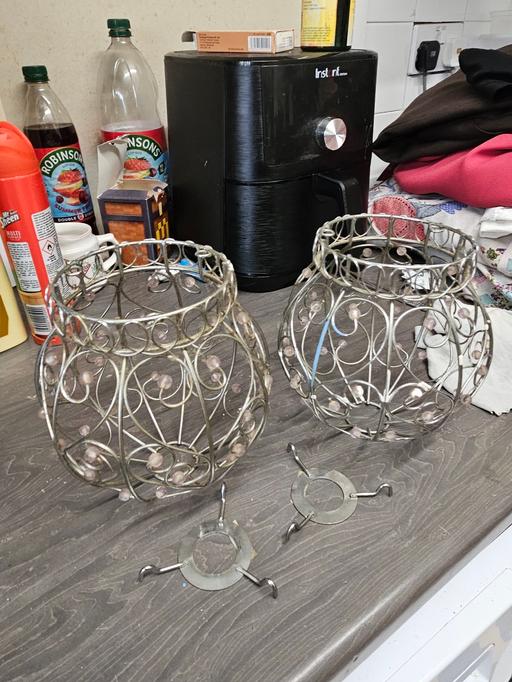 Buy & Sell Leicestershire Blaby - Photos for metal ornate light shades