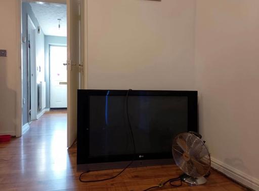 Buy & Sell Shropshire Telford and Wrekin - Photos for LG TV 42inches