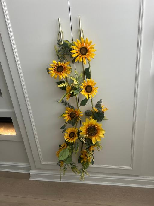 Buy & Sell Weoley Castle Birmingham - Photos for 2 x sunflower garlands