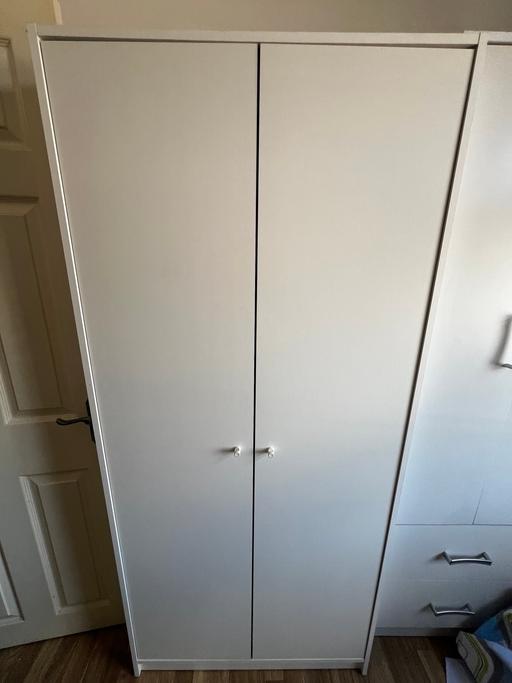 Buy & Sell East London Loxford - East London - Photos for White Wardobe