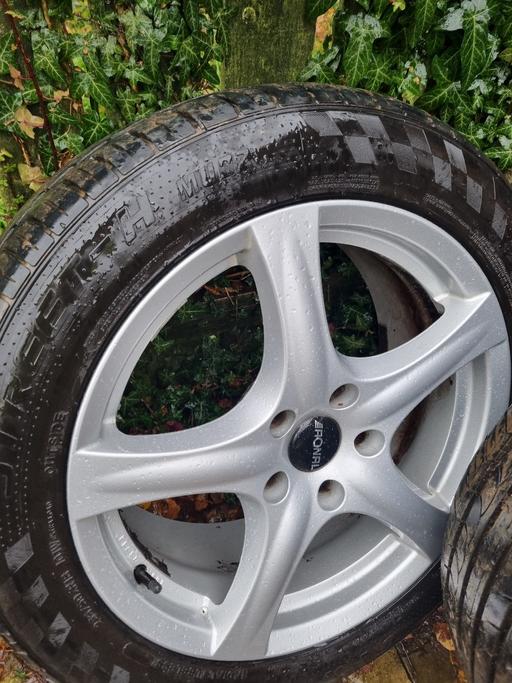 Vehicles Leicestershire North West Leicestershire - Photos for Vw t5/T6 et120 Alloy wheels and tyres