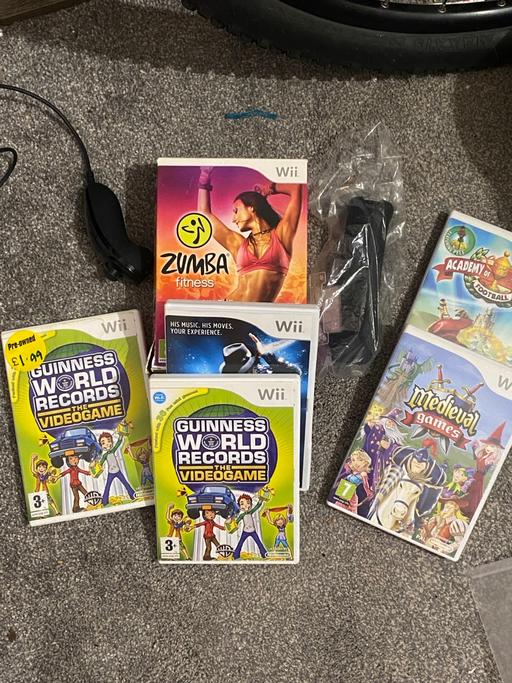 Buy & Sell West Midlands Wolverhampton - Photos for 32” smart tv and Wii read description