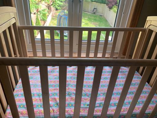 Buy & Sell Surrey Reigate and Banstead - Photos for Good quality cot