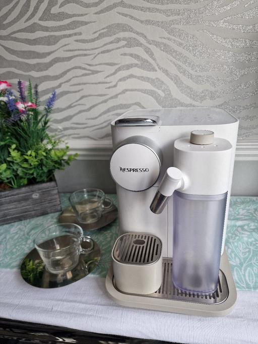 Buy & Sell West Midlands Sandwell - Photos for Delonghi Nespresso Coffee Machine