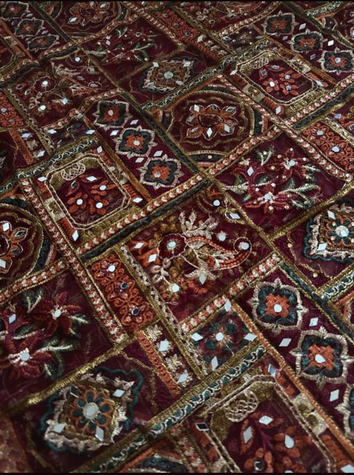 Buy & Sell Bradford Bradford - Photos for Mirrored scarf
