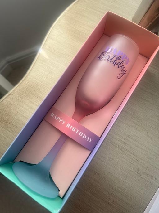 Buy & Sell West Midlands Birmingham - Photos for New - Happy Birthday wine glass